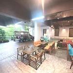 Emerald Terrace Condo 3-Studio Garden Gem